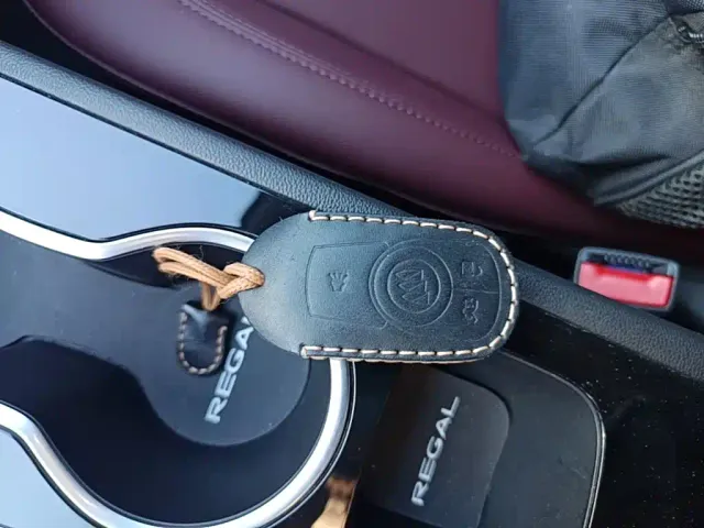 Buick Regal — Фото автомобиля 8