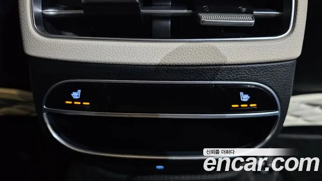Genesis GV70 2.5T Бензин 2WD — Фото автомобиля 18