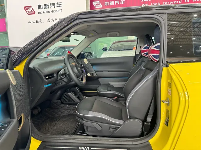 MINI Cooper — Фото автомобиля 15