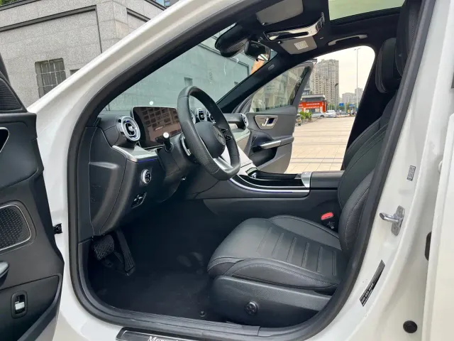 Mercedes-Benz C-Class — Фото автомобиля 4
