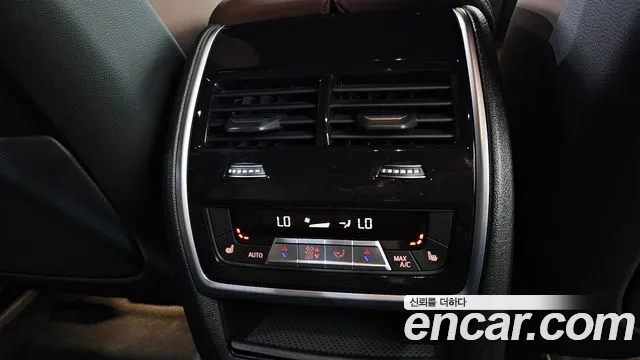 BMW X6 xDrive40i M Sport — Фото автомобиля 18