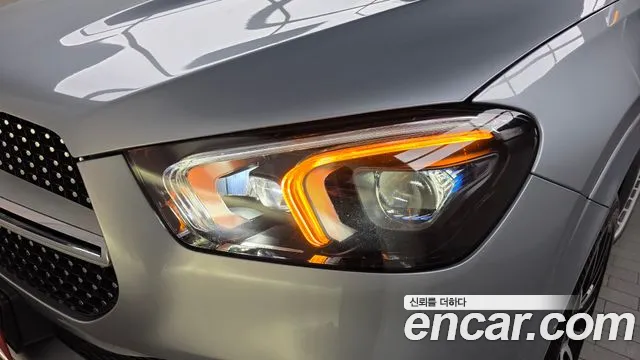 Mercedes-Benz GLE-Class — Фото автомобиля 20