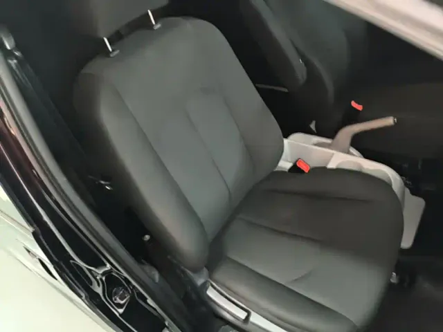 JAC Refine M3 — Фото автомобиля 24