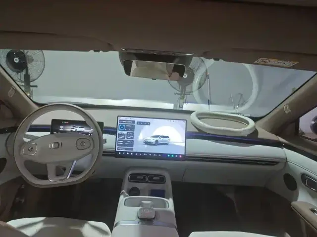 Changan Qiyuan A06 — Фото автомобиля 7