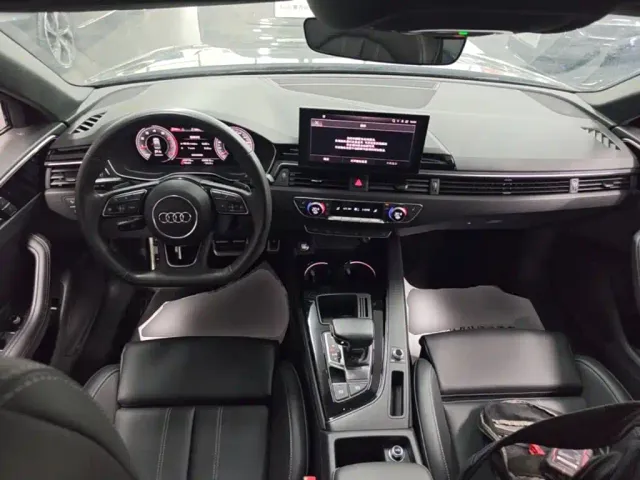 Audi A4L — Фото автомобиля 13