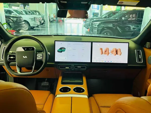 Li Auto L8 — Фото автомобиля 8