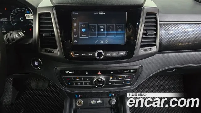 KG_Mobility_Ssangyong Rexton Новый Rexton Sport Khan Дизель 2.2 4WD — Фото автомобиля 14