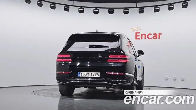 Фотография автомобиля — Genesis GV80 3.5T Бензин AWD