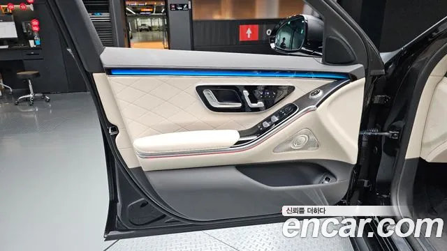 Mercedes-Benz S-Class S-класс W223 — Фото автомобиля 19
