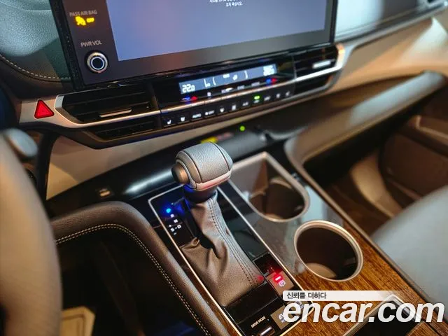 Toyota Sienna — Фото автомобиля 9
