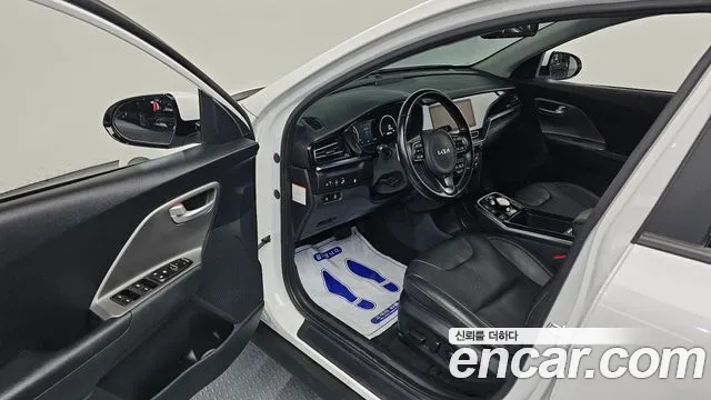 Kia Niro Niro Plus Earth — Фото автомобиля 10