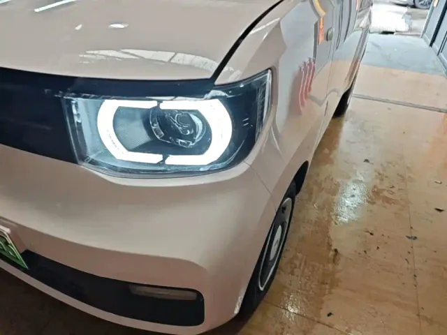 Wuling Hongguang Mini EV — Фото автомобиля 23