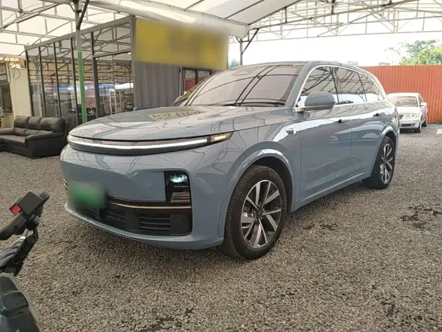 Фотография автомобиля — Li Auto L7