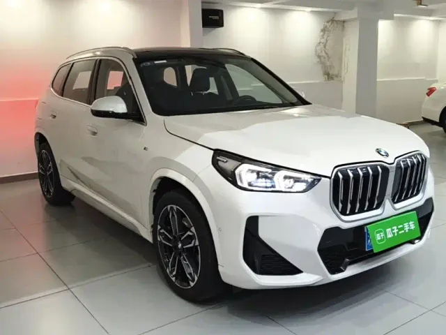 BMW X1 — Фото автомобиля 3