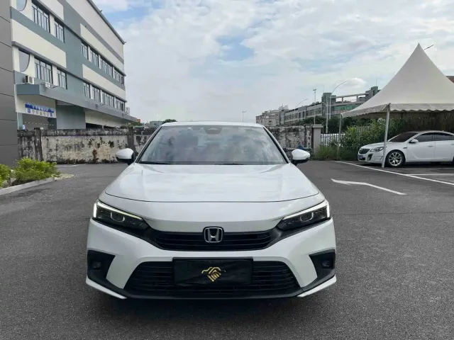 Honda Civic — Фото автомобиля 2