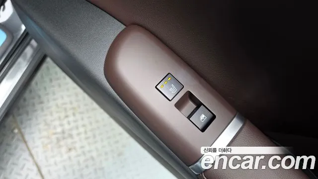 Hyundai Grandeur GN7 — Фото автомобиля 24