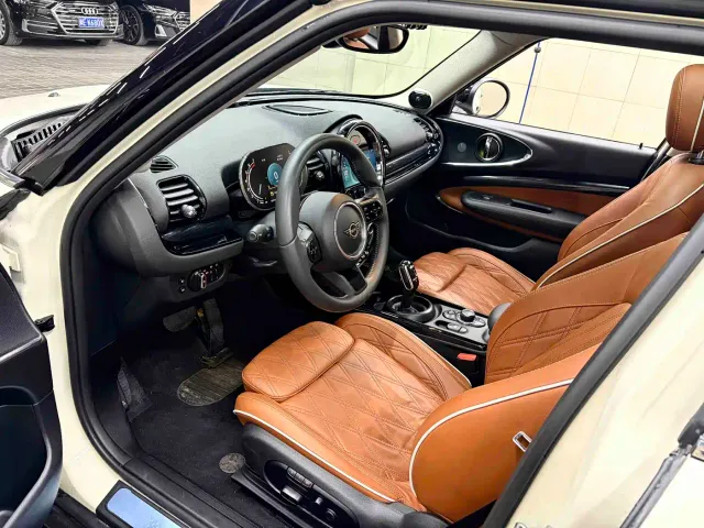MINI Clubman — Фото автомобиля 5