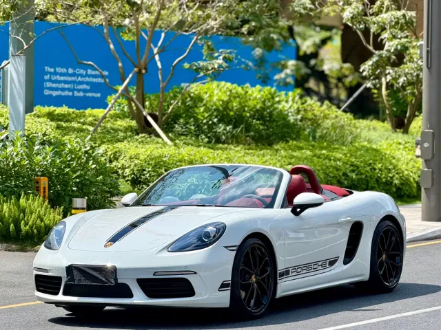 Фотография автомобиля — Porsche 718