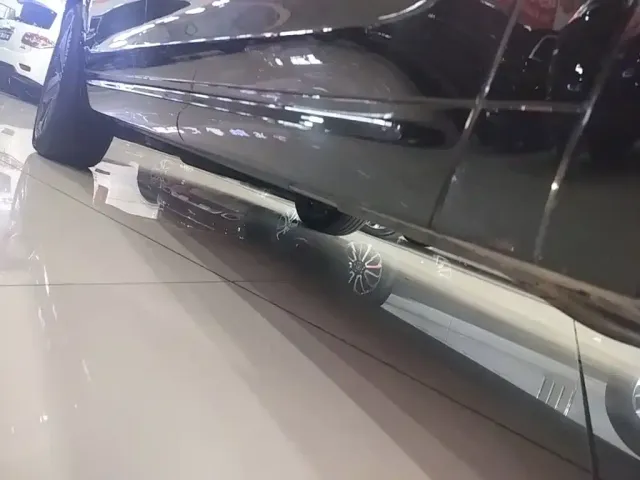 Li Auto L7 — Фото автомобиля 20