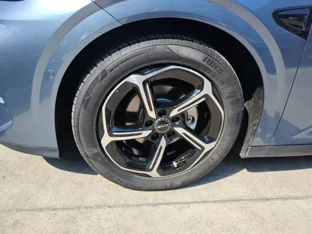 BYD Seal 06 GT — Фото автомобиля 22
