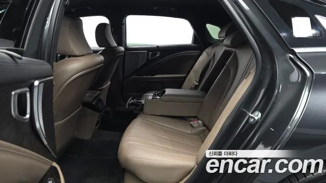 Kia K8 Hybrid — Фото автомобиля 16