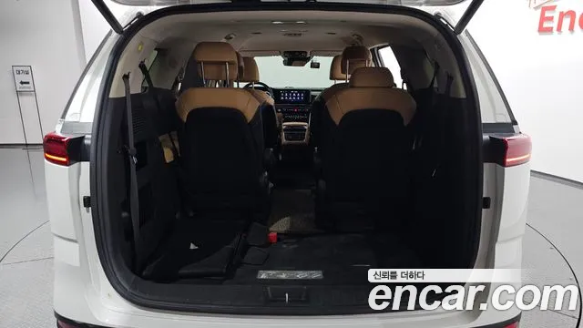Kia Canival Carnival 4 поколение Дизель 9 мест Signature — Фото автомобиля 17