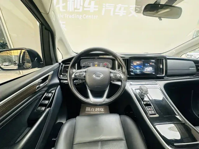 GAC Trumpchi M8 — Фото автомобиля 11