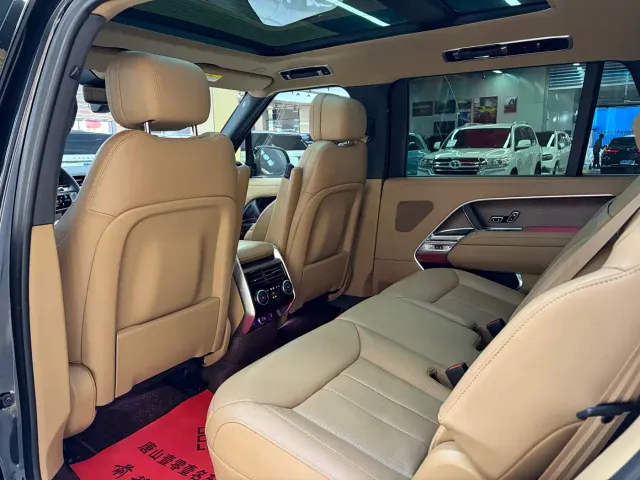Land Rover Range Rover — Фото автомобиля 15