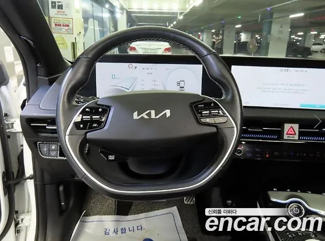 Kia EV6 — Фото автомобиля 8