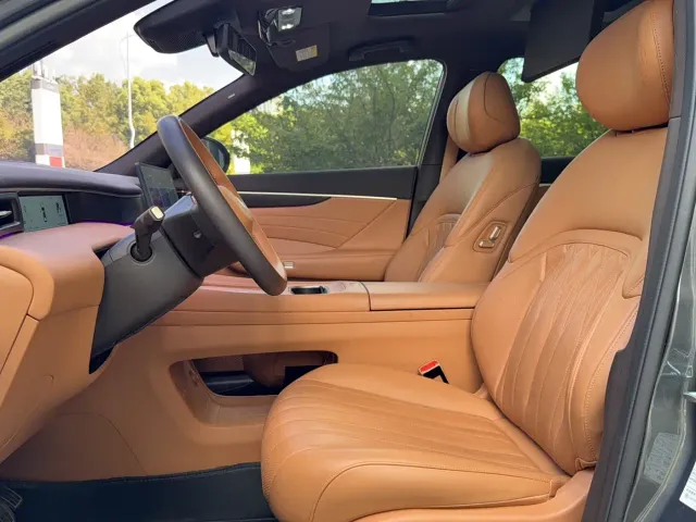 Dongfeng Aeolus L8 — Фото автомобиля 11