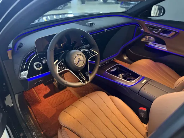 Mercedes-Benz E-Class — Фото автомобиля 9