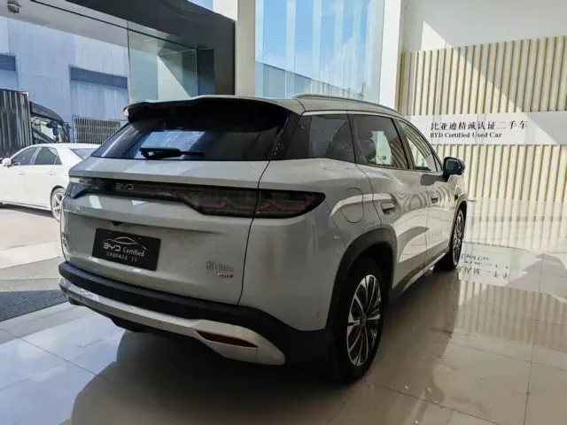 BYD Song Ultra — Фото автомобиля 7