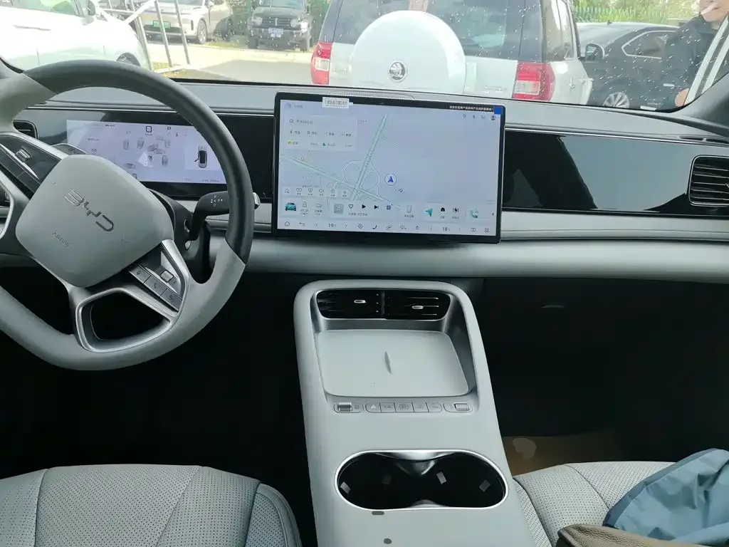 BYD Sealion 06 New Energy 2025 DM-i Premium Version — Фото автомобиля 10