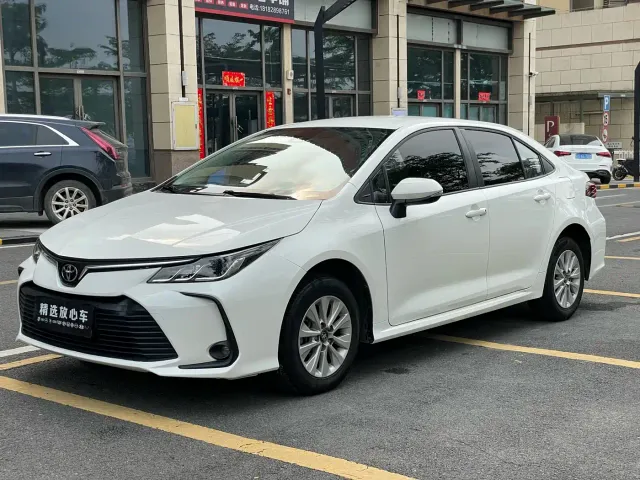 Фотография автомобиля — Toyota Corolla