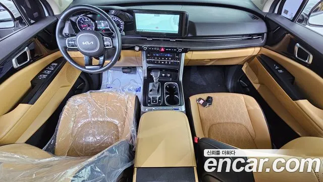 Kia Carnival Generation 4 — Фото автомобиля 7