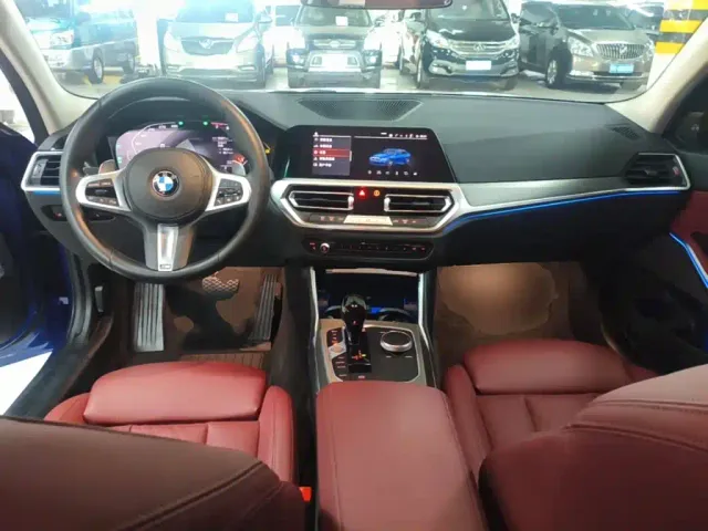BMW 3 Series — Фото автомобиля 9