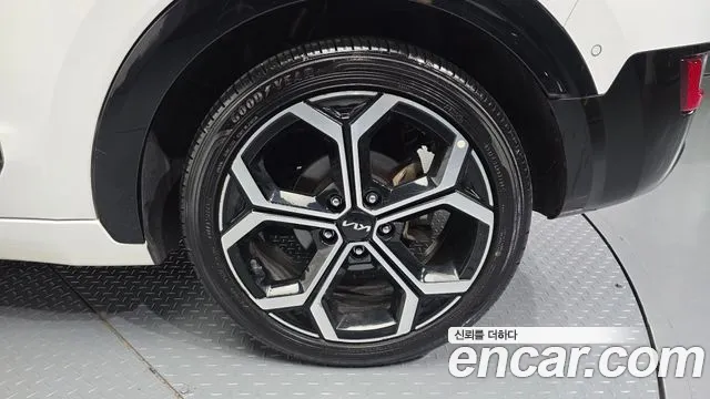 Kia Niro The All New Niro Signature — Фото автомобиля 5