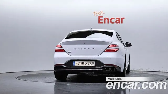 Genesis G70 New — Фото автомобиля 4