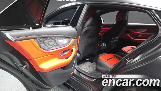 Mercedes-Benz AMG GT 4 двери 43 4MATIC+ — Фото автомобиля 20
