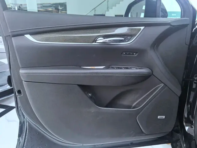 Cadillac XT5 — Фото автомобиля 4