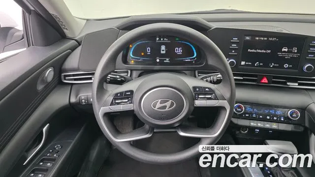 Hyundai AVANTE Новый Avante (CN7) — Фото автомобиля 13