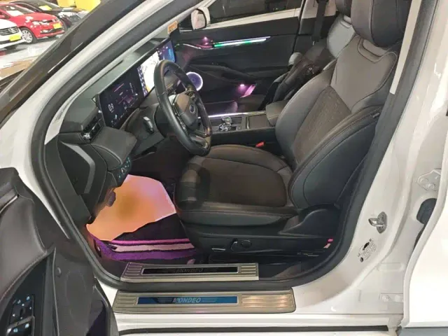 Ford Mondeo — Фото автомобиля 14