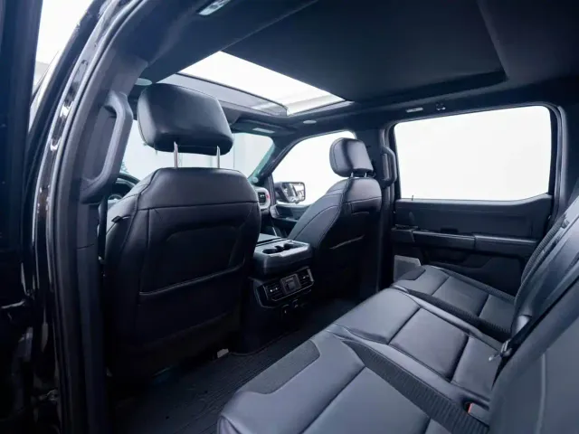 Ford F-150 Raptor — Фото автомобиля 9