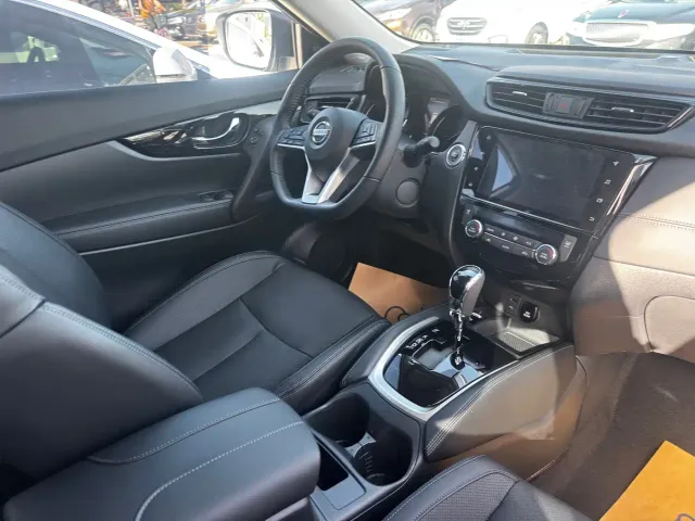 Nissan X-Trail — Фото автомобиля 7