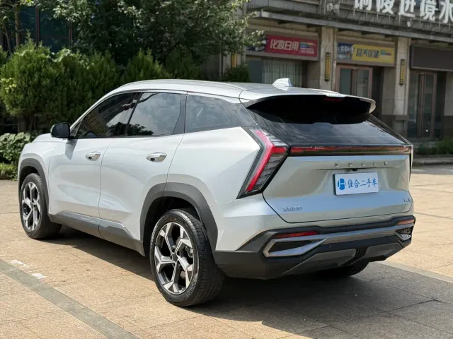 Geely Boyue L — Фото автомобиля 6