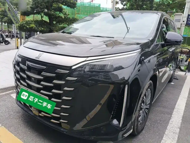 Фотография автомобиля — BYD Xia