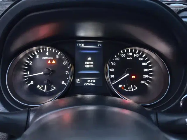 Nissan Qashqai — Фото автомобиля 14