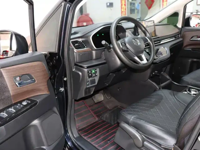 Honda Odyssey — Фото автомобиля 8