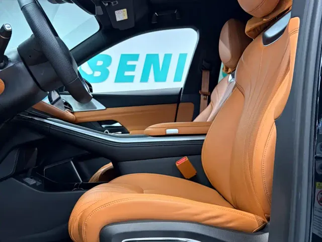 Xpeng G9 — Фото автомобиля 12