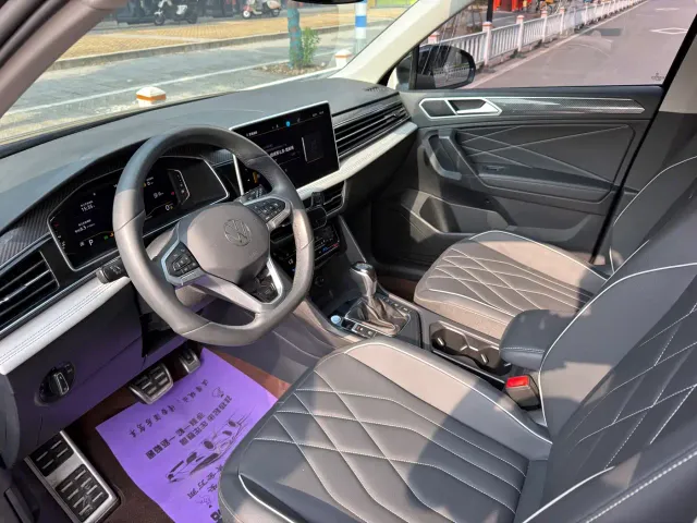 Volkswagen Tiguan L — Фото автомобиля 5